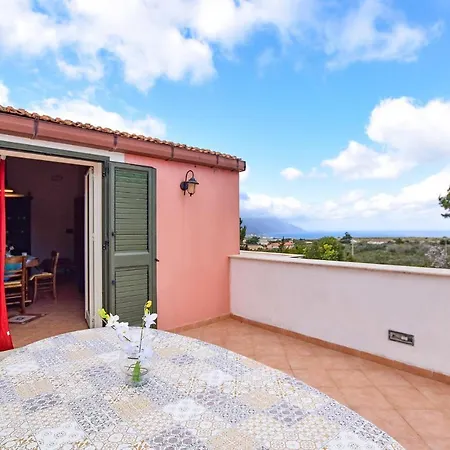Holiday home In Castellammare Del G, With Wifi Castellammare del Golfo